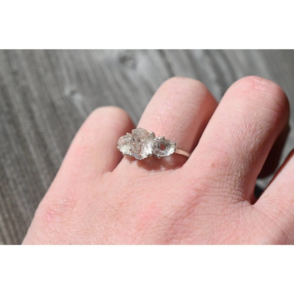 alternative raw diamond engagement ring raw crystal size 4 5 6 7 8 8 9 1… - Picture 1 of 4